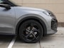 Volkswagen T-Roc R-Line First Edition 1.5 eTSI 110 kW / 150 PK SUV | Panoramadak | Matrix LED | Black Style | Elektrische Klep | Camera | Adaptive Cruise |