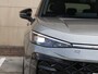 Volkswagen T-Roc R-Line First Edition 1.5 eTSI 110 kW / 150 PK SUV | Panoramadak | Matrix LED | Black Style | Elektrische Klep | Camera | Adaptive Cruise |