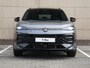 Volkswagen T-Roc R-Line First Edition 1.5 eTSI 110 kW / 150 PK SUV | Panoramadak | Matrix LED | Black Style | Elektrische Klep | Camera | Adaptive Cruise |