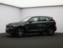 Volvo XC40 2.0 T4 190PK Inscription / Trekhaak / Lederen Bekleding / Stoelverwarming / Keyless / Parkeercamera / Park Assist V+A /