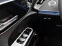 Mercedes-Benz E-klasse 300 e Business Solution AMG | Comfortpakket Plus | Winterpakket | Nightpakket | Parkeerpakket met 360°-camera | Trekhaak | 19-inch vijfdubbelspaak AMG velgen | GUARD 360° | Warmtewerend, donkergetint glas |
