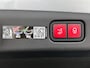 Mercedes-Benz E-klasse 300 e Business Solution AMG | Comfortpakket Plus | Winterpakket | Nightpakket | Parkeerpakket met 360°-camera | Trekhaak | 19-inch vijfdubbelspaak AMG velgen | GUARD 360° | Warmtewerend, donkergetint glas |