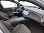 Mercedes-Benz E-klasse 300 e Business Solution AMG | Comfortpakket Plus | Winterpakket | Nightpakket | Parkeerpakket met 360°-camera | Trekhaak | 19-inch vijfdubbelspaak AMG velgen | GUARD 360° | Warmtewerend, donkergetint glas |