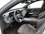 Mercedes-Benz E-klasse 300 e Business Solution AMG | Comfortpakket Plus | Winterpakket | Nightpakket | Parkeerpakket met 360°-camera | Trekhaak | 19-inch vijfdubbelspaak AMG velgen | GUARD 360° | Warmtewerend, donkergetint glas |
