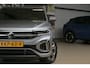 Volkswagen T-Roc 1.5 TSI 150pk R-Line | IQ. Light | Virtual | Navi | PDC assistent | 100% (Dealer) onderhouden label