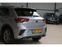 Volkswagen T-Roc 1.5 TSI 150pk R-Line | IQ. Light | Virtual | Navi | PDC assistent | 100% (Dealer) onderhouden label