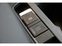 Volkswagen T-Roc 1.5 TSI 150pk R-Line | IQ. Light | Virtual | Navi | PDC assistent | 100% (Dealer) onderhouden label