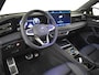 Volkswagen Tiguan 1.5 eHybrid R-Line Edition 272Pk DSG/AUTO | Glazen panorama-dak | SOH 98% | Head-up display | Rondomzicht camera | Trekhaak uitklapbaar | Matrix koplampen | Navigatie | Keyless | Stoel/stuur verwarming | Cruise control adaftief | 18"LMV