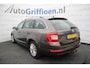 Skoda Octavia Combi 1.2 TSI Greentech Ambition Businessline nette stationcar met trekhaak met nieuwe APK bij aflevering