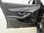 Mercedes-Benz EQC 400 4MATIC 80 kWh | Schuifdak | Trekhaak | Adaptive Cruise Control | Privacy Glass | 360gr Camera | Dodehoek assistent Inclusief 24 maanden Mercedes-Benz Certified garantie voor Europa.