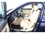 BMW 5-Serie Touring 528xi Executive blauw