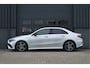 Mercedes-Benz A-klasse 180 AMG Line | ORG. NL | CAMERA | FACELIFT |
