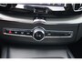 Volvo XC60 T6 Recharge AWD Plus Dark | Stoelverwarming | Trekhaak | Leder | Panoramadak | Pilot Assist | Parkeercamera | Keyless | Glossy Black