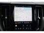 Volvo XC60 T6 Recharge AWD Plus Dark | Stoelverwarming | Trekhaak | Leder | Panoramadak | Pilot Assist | Parkeercamera | Keyless | Glossy Black