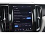 Volvo XC60 T6 Recharge AWD Plus Dark | Stoelverwarming | Trekhaak | Leder | Panoramadak | Pilot Assist | Parkeercamera | Keyless | Glossy Black
