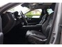 Volvo XC60 T6 Recharge AWD Plus Dark | Stoelverwarming | Trekhaak | Leder | Panoramadak | Pilot Assist | Parkeercamera | Keyless | Glossy Black