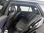 Mercedes-Benz C-klasse Estate 300 e 140 Years Edition | Comfortpakket Plus | Nightpakket | Parkeerpakket met 360°-camera | Trekhaak | Middenconsole metaalstructuur | GUARD 360° Plus | Panoramaschuifdak | Warmtewerend, donkergetint glas | 19" multispaaks lichtmetalen AMG-velgen |
