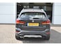 BMW X1 sDrive18i Panaramadak | Leer | Head up | Trekhaak 1700kg | Dealer onderhouden.
