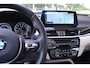 BMW X1 sDrive18i Panaramadak | Leer | Head up | Trekhaak 1700kg | Dealer onderhouden.