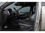 Volvo XC40 1.5 T5 Recharge R-Design | Camera | Stoelverwarming | Dealer onderhouden |