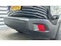 Peugeot e-2008 54KWH 156PK ALLURE AVANTAGE AUTOMAAT / NAVI / LEDER / CLIMA / LED / PDC / 17" LMV / KEYLESS / 360 CAMERA / CRUISECONTROL / 1E EIGENAAR / NIEUWSTAAT !!