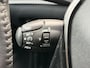 Peugeot e-2008 EV Active Pack 50 kWh SOH 100% | Navigatie | Cruise control | Carplay |