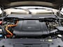 Land Rover Defender 110 2.0 P300e 110 X-Dynamic HSE | Cold Climate Pack | Black Exterior Pack | 22" Inch Gloss Black | Meridian Surround Audiosysteem |