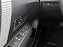 Citroën E-C4X Ë-C4 X EV Business Extended range 54 kWh 156pk | 425km WLTP Actieradius | Navigatie | Achteruitrijcamera | Parkeersensoren v+a | Stoelverwarming | Leder/Stof Comfortstoelen | Climate Control | Adaptieve Cruise Control | Full Led koplampen | Keyless | Dodehoeksensor | Afwijkende dakkleur | 18" lichtmetalen velgen |