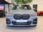 BMW X1 xDrive25e High Executive M-Sport | Panorama | Camera | Navigatie Plus