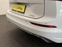 Volkswagen Golf Variant 1.5 eTSI Life Edition DEMO! Camera Travel Assist ACC Digital Cockpit Pro 12,9” Navi CarPlay Stoel Stuurverwarming 3-Zone Clima Side Assist