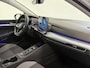 Volkswagen Golf Variant 1.5 eTSI Life Edition DEMO! Camera Travel Assist ACC Digital Cockpit Pro 12,9” Navi CarPlay Stoel Stuurverwarming 3-Zone Clima Side Assist