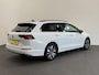 Volkswagen Golf Variant 1.5 eTSI Life Edition DEMO! Camera Travel Assist ACC Digital Cockpit Pro 12,9” Navi CarPlay Stoel Stuurverwarming 3-Zone Clima Side Assist