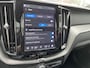 Volvo XC60 2.0 T8 455 pk Plug-in hybrid AWD Ultimate Bright Long Range Trekhaak Panoramadak 360 Camera Head-Up Display Harman Kardon Audio Elektrische Stoelen 21 Inch Velgen Pilot Assist ACC Stuurverwarming Stoelverwarming Apple Carplay Android Auto S Vol Opties 1e Eigenaar Plug in Hybride