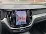 Volvo XC60 2.0 T8 455 pk Plug-in hybrid AWD Ultimate Bright Long Range Trekhaak Panoramadak 360 Camera Head-Up Display Harman Kardon Audio Elektrische Stoelen 21 Inch Velgen Pilot Assist ACC Stuurverwarming Stoelverwarming Apple Carplay Android Auto S Vol Opties 1e Eigenaar Plug in Hybride