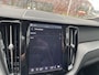 Volvo XC60 2.0 T8 455 pk Plug-in hybrid AWD Ultimate Bright Long Range Trekhaak Panoramadak 360 Camera Head-Up Display Harman Kardon Audio Elektrische Stoelen 21 Inch Velgen Pilot Assist ACC Stuurverwarming Stoelverwarming Apple Carplay Android Auto S Vol Opties 1e Eigenaar Plug in Hybride