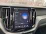Volvo XC60 2.0 T8 455 pk Plug-in hybrid AWD Ultimate Bright Long Range Trekhaak Panoramadak 360 Camera Head-Up Display Harman Kardon Audio Elektrische Stoelen 21 Inch Velgen Pilot Assist ACC Stuurverwarming Stoelverwarming Apple Carplay Android Auto S Vol Opties 1e Eigenaar Plug in Hybride
