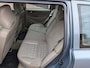 Volvo V70 2.4 Comfort Line 7 Persoons, Dealerondh, 2 de eig