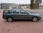 Volvo V70 2.4 Comfort Line 7 Persoons, Dealerondh, 2 de eig