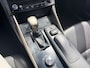 Lexus IS 300h Edition | Luxe & Hybride | NL-Auto | Schuif/kanteldak | Lederen bekleding | Camera