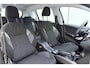Peugeot 2008 1.2 PureTech Blue Lion 110 PK | Automaat | Trekhaak | Parkeersensor | Airco | DAB+ | Navigatie | Cruise control | Stuurbediening | Dealer onderhouden