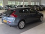 Volvo V40 1.6 T2 Momentum Airco, Cruise Control, Stuurbekrachtiging