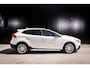 Volvo V40 Cross Country 1.5 T3 Polar+ Luxury