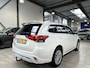 Mitsubishi Outlander 2.4 PHEV 240pk Intense | Trekhaak | Cruise control | Elektrisch verstelbare stoel | Stoelverwarming | All-season banden |