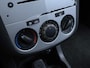 Opel Corsa 1.4-16V Edition Sport (AIRCO,NIEUWE APK,LED,SPORTSTOELEN,NAVI,TREKHAAK,LM VELGEN,NETTESTAAT)