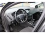 Ford Focus Wagon 1.0 Titanium | Stoelverwarming | Cruise Control | Navigatie | Parkeersensoren | Lichtmetalen Velgen |