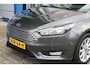 Ford Focus Wagon 1.0 Titanium | Stoelverwarming | Cruise Control | Navigatie | Parkeersensoren | Lichtmetalen Velgen |