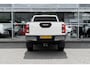 Toyota Hilux 2.8 D-4D Xtra Cab Professional premium Unieke verhoogde uitvoering met luchtvering en Laserlight-verlichting.