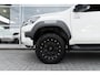 Toyota Hilux 2.8 D-4D Xtra Cab Professional premium Unieke verhoogde uitvoering met luchtvering en Laserlight-verlichting.