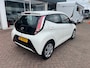 Toyota Aygo 1.0 VVT-i X-Play Airco Navigatie Bluet. CV