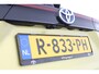 Toyota Yaris Cross 1.5 Hybrid Executive | leder-Stof bekleding | Trekhaak | Parkeersensoren | Navigatie |